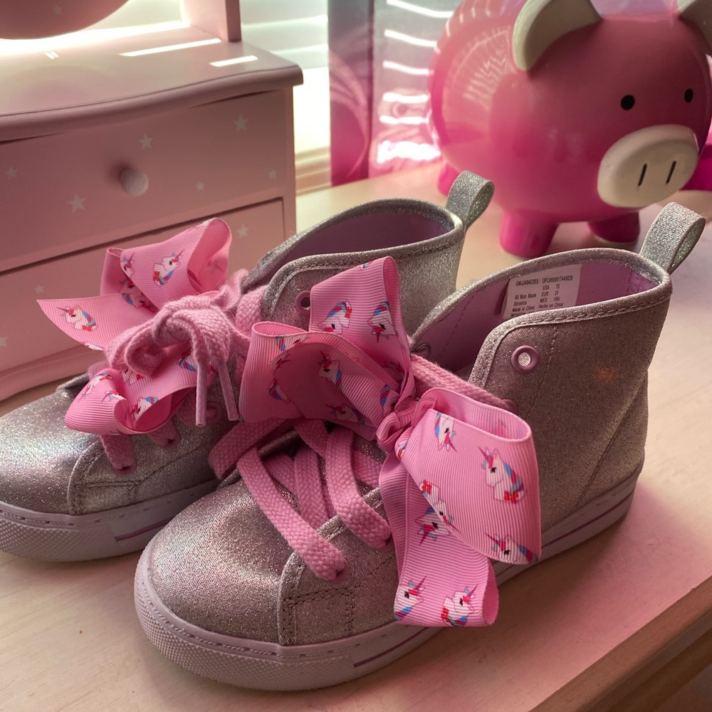 Jojo siwa boots size 13